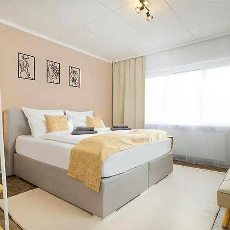 Apartman Luxx Mm, Airport - Parkplatz - Kueche - Balkon Trunkelsberg